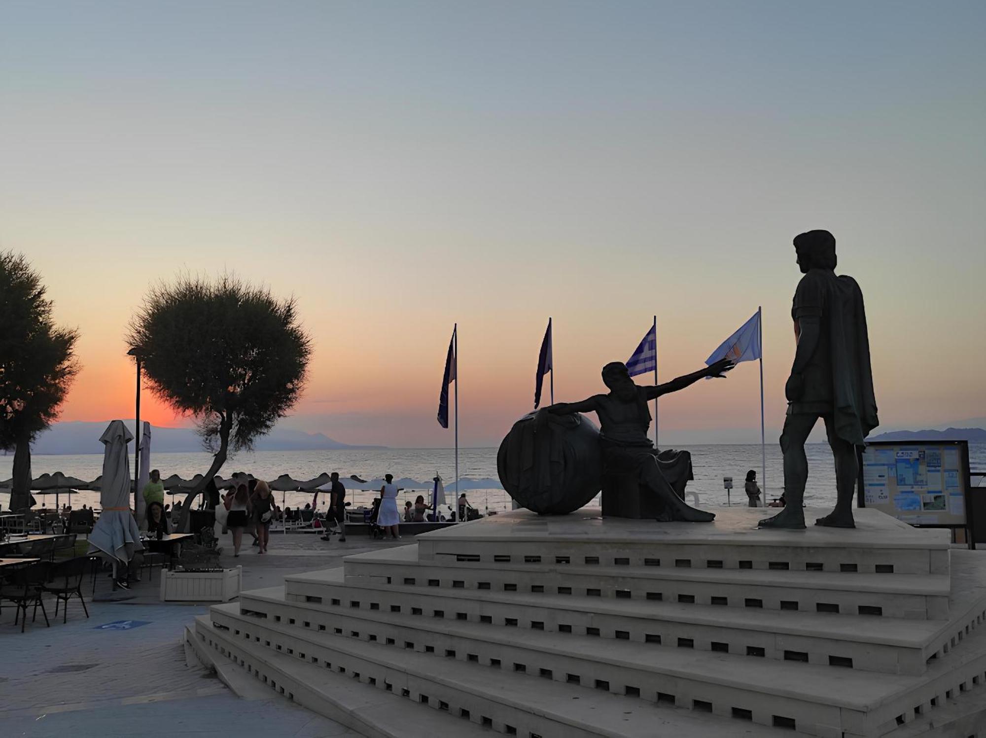 Black & White Seaside House Kalamia Corinth エクステリア 写真